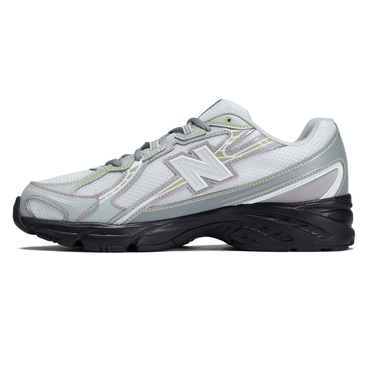 New Balance 740 Shoes - Silver Metallic/Raincloud - Image 2