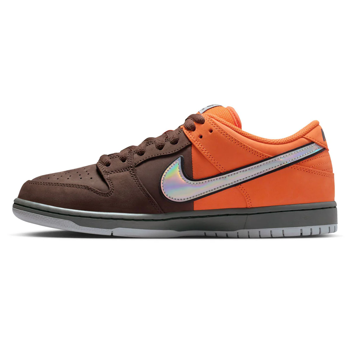 Nike SB Muni Fast Pass Dunk Low Pro Shoes - Safety Orange/Wolf Grey/Baroque Brown - Image 2