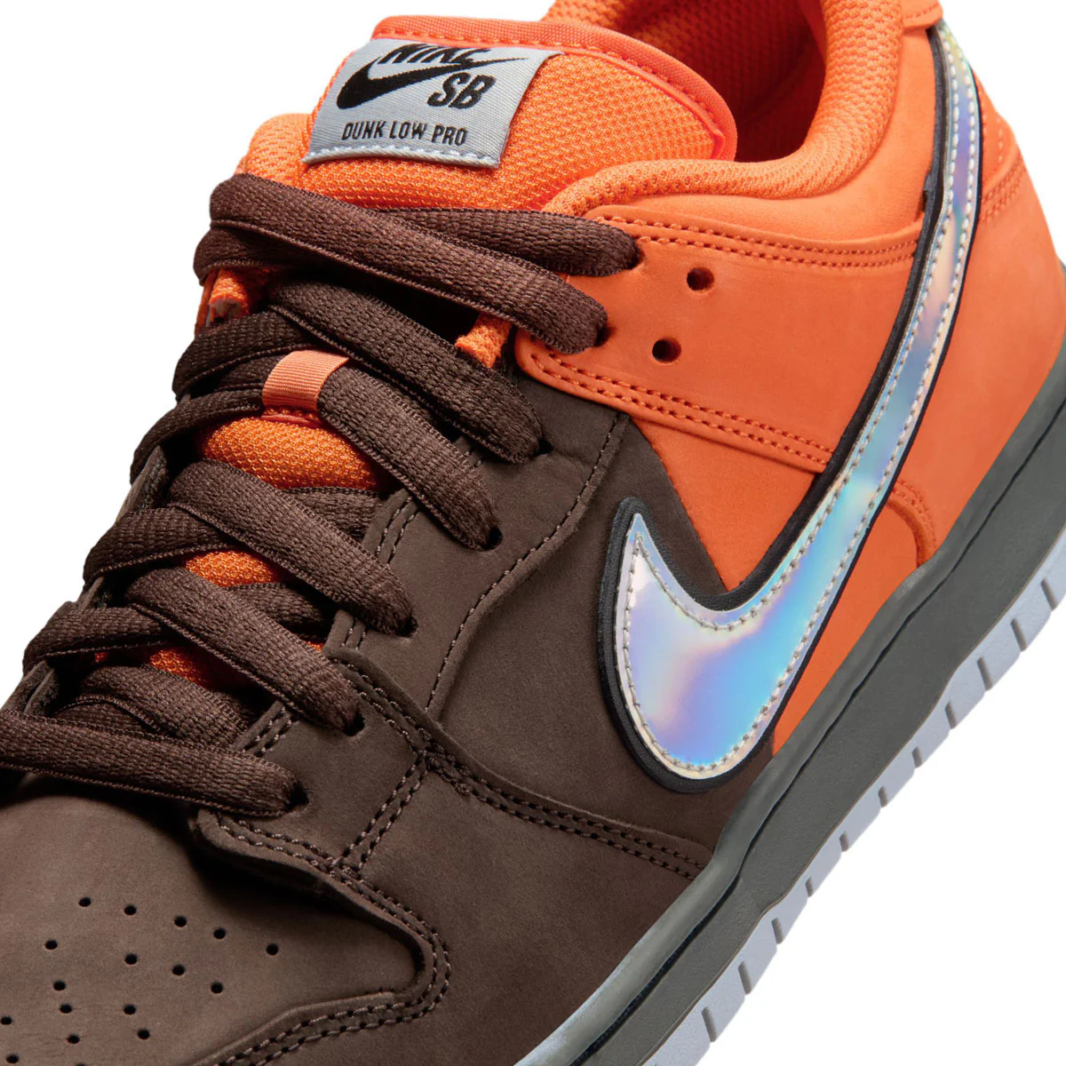 Nike SB Muni Fast Pass Dunk Low Pro Shoes - Safety Orange/Wolf Grey/Baroque Brown - Image 5