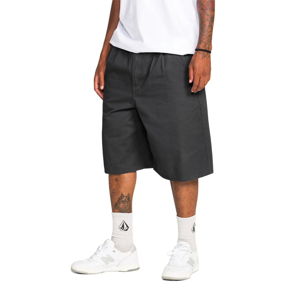 Volcom Chillow Pleated Ew Chino VS 24 Shorts - Castlerock - Image 2
